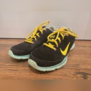 Nike Training Sneakers Size 9.5